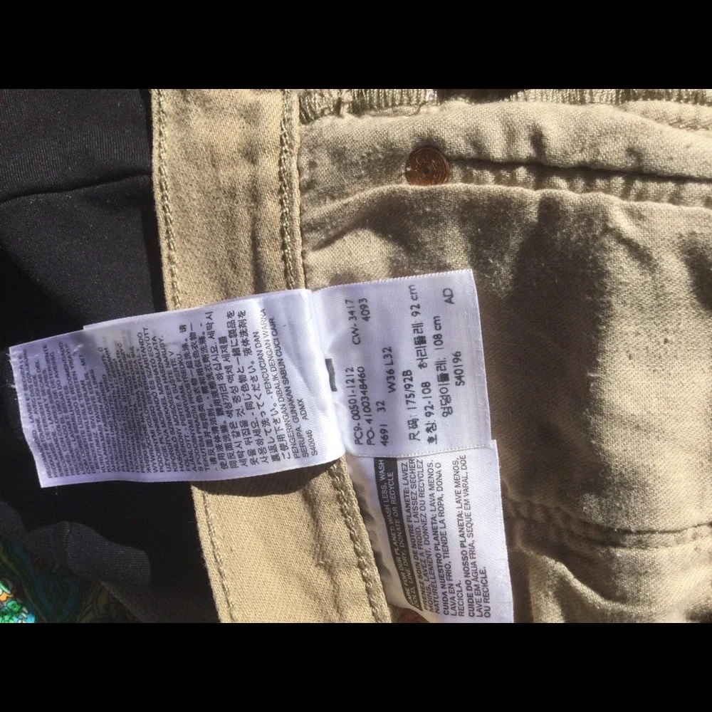 Levi Strauss tan jeans, size 36/32. - Picture 3 of 3
